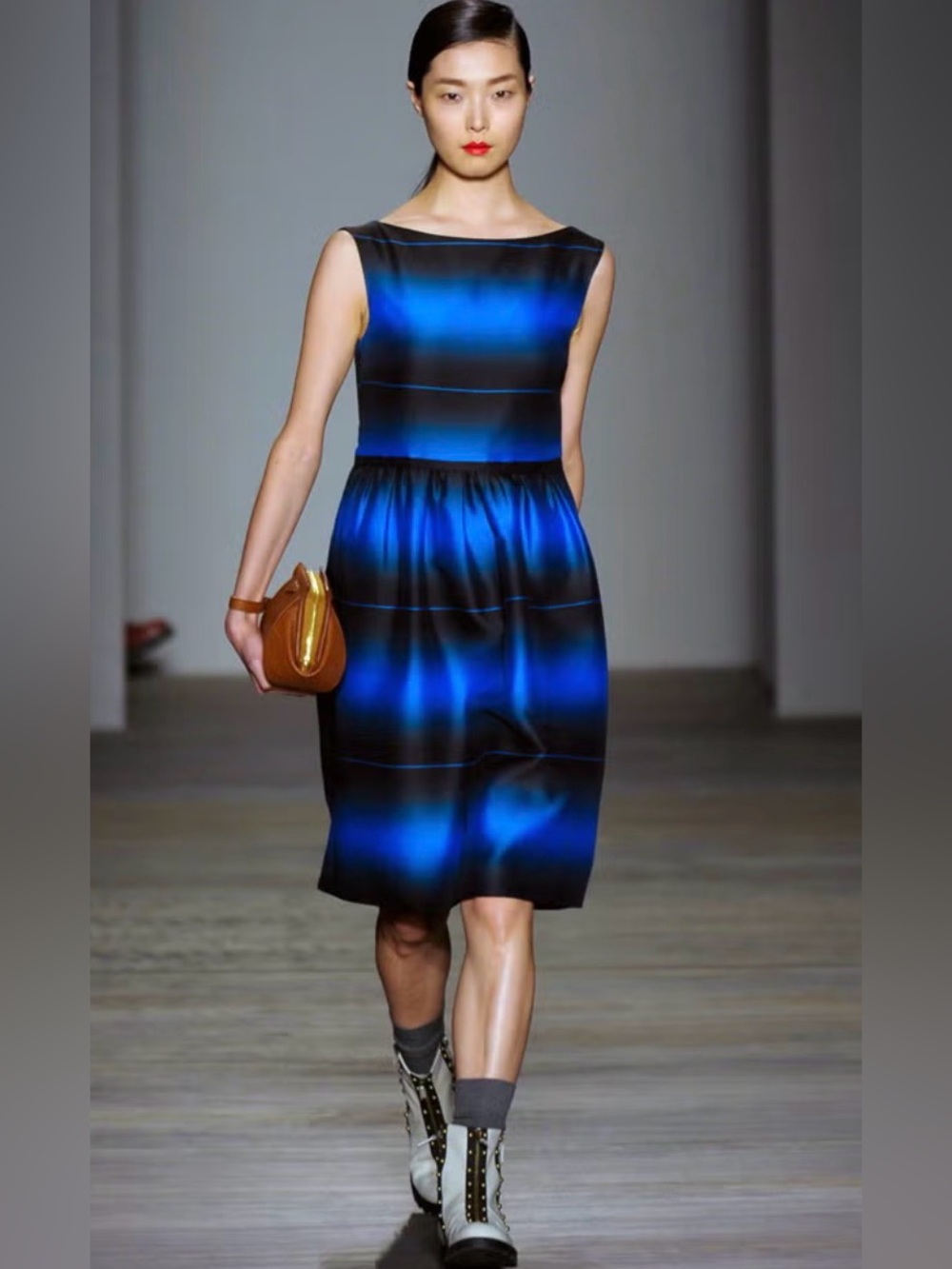 Marc by Marc Jacobs Lida Ombre Stripe A-Line Mini Dress Blue Black Size 4